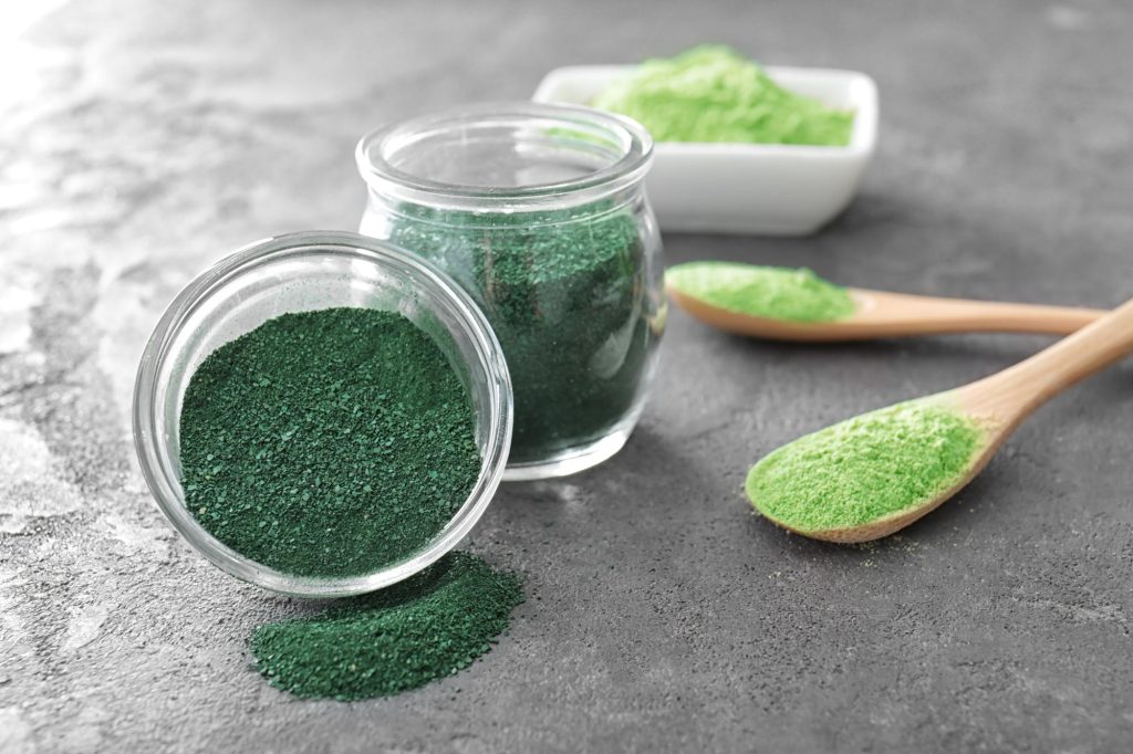 Spirulina podporuje chudnutie: znižuje hlad, zrýchľuje metabolizmus