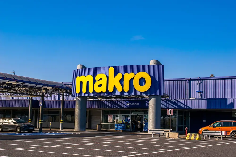 Makro